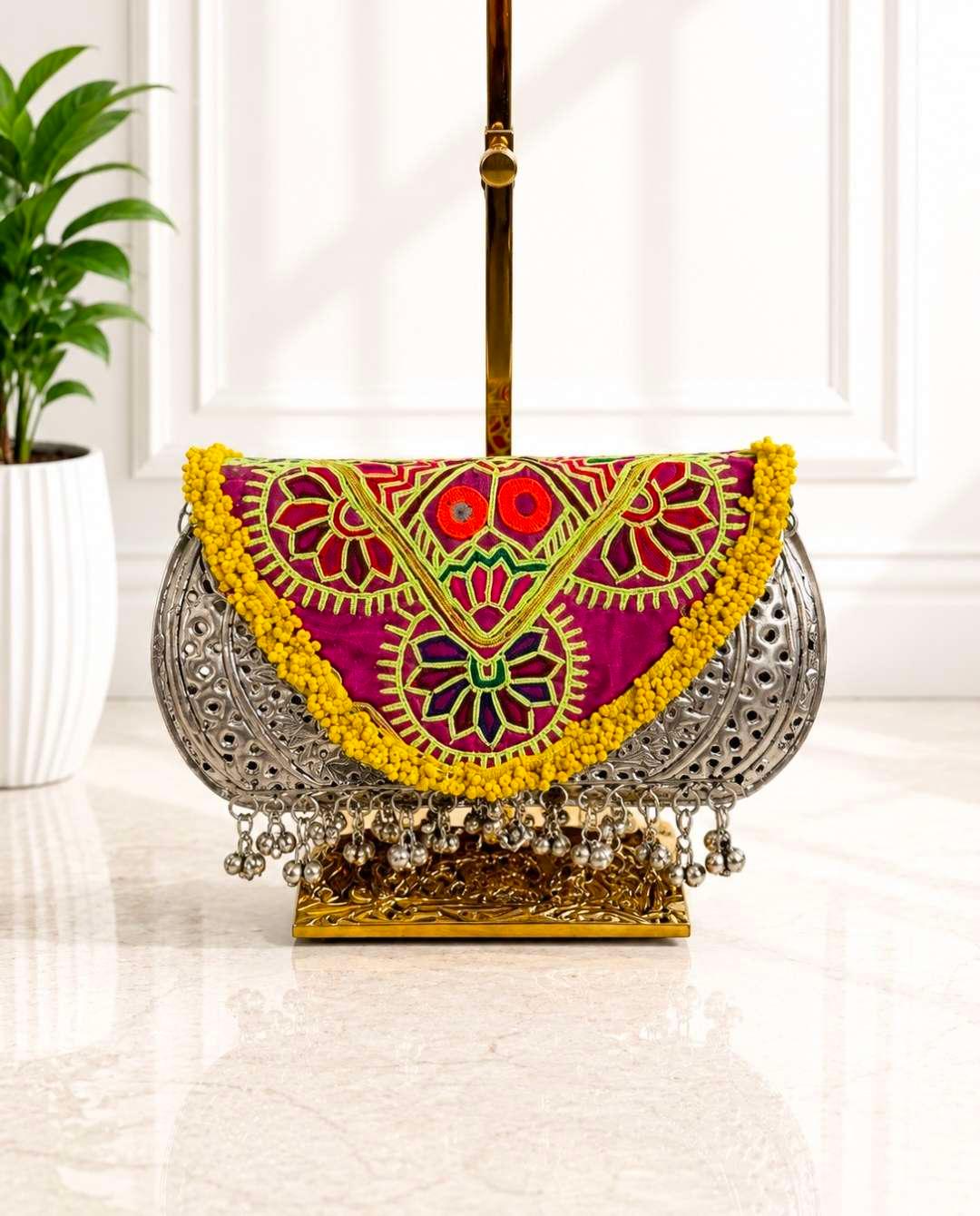The Gulnaar Bag - Image 1